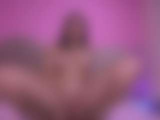 zoe-12's Live Sex Cam Show