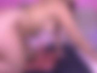 zoe-12's Live Sex Cam Show