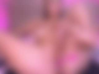 Live cam show with zoe-12 - Red Hair MILF on dropp.cam