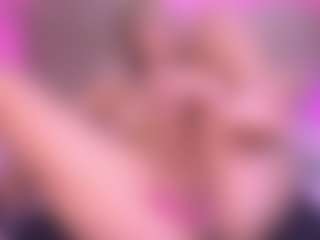 zoe-12's Live Sex Cam Show