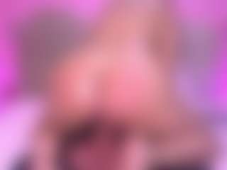 zoe-12's Live Sex Cam Show