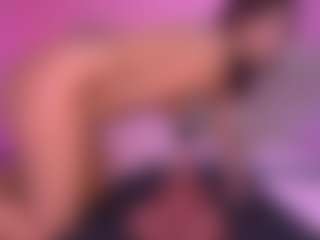 Live cam show with zoe-12 - Mature on Camsoda