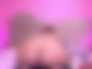 zoe-12's Live Sex Cam Show