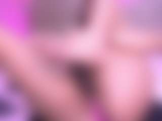 zoe-12's Live Sex Cam Show
