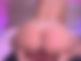 zoe-12's Live Sex Cam Show