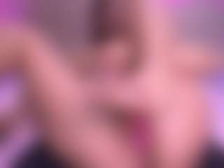 zoe-12's Live Sex Cam Show