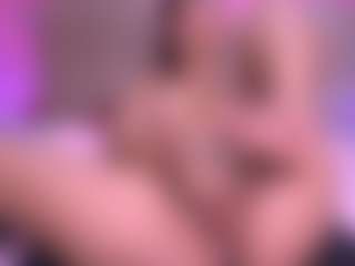 zoe-12's Live Sex Cam Show