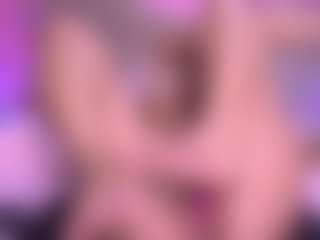 zoe-12's Live Sex Cam Show