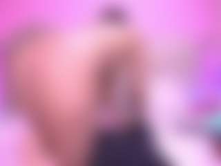 zoe-12's Live Sex Cam Show