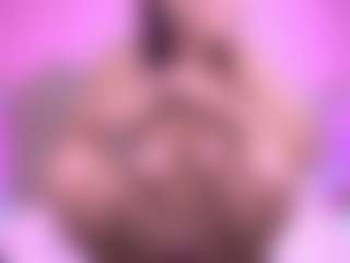 zoe-12's Live Sex Cam Show