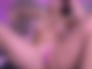 zoe-12's Live Sex Cam Show