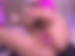 zoe-12's Live Sex Cam Show