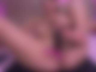 zoe-12's Live Sex Cam Show