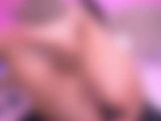 zoe-12's Live Sex Cam Show