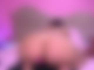 Spettacolo in cam dal vivo con zoe-12 - Brown Eyes Mature su Camsoda