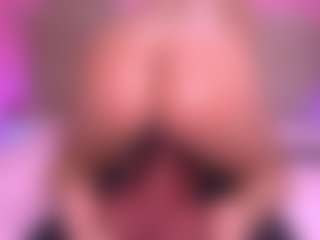 zoe-12's Live Sex Cam Show