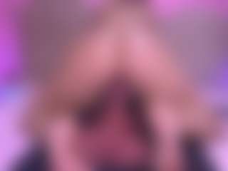 zoe-12's Live Sex Cam Show