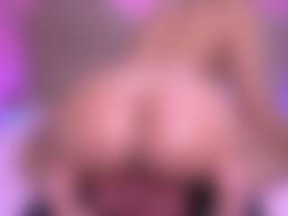 zoe-12's Live Sex Cam Show