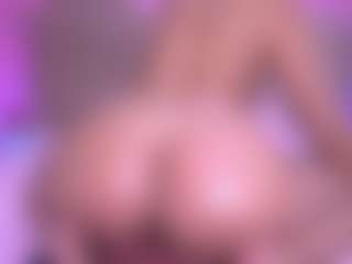 zoe-12's Live Sex Cam Show