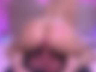 zoe-12's Live Sex Cam Show