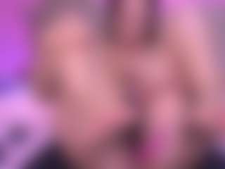 zoe-12's Live Sex Cam Show