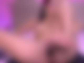 zoe-12's Live Sex Cam Show