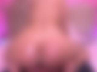 Live cam show with zoe-12 - Middle Aged on Streamer API