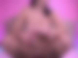 zoe-12's Live Sex Cam Show