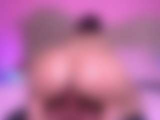 zoe-12's Live Sex Cam Show