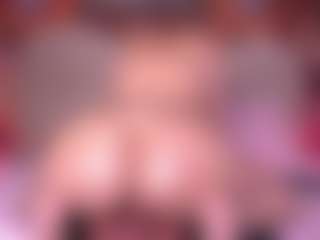 Live cam show with zoe-12 - Athletic Cum on Mixed Magazine Live