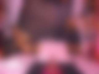 zoe-12's Live Sex Cam Show