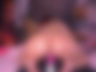 zoe-12's Live Sex Cam Show
