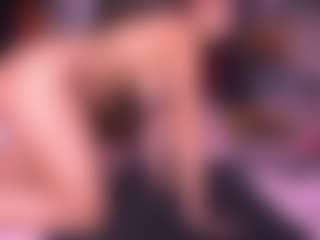 zoe-12's Live Sex Cam Show