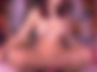 zoe-12's Live Sex Cam Show
