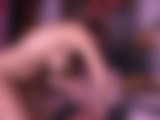 Live cam show with zoe-12 - Double Penetration on Hubzter Live