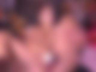zoe-12's Live Sex Cam Show