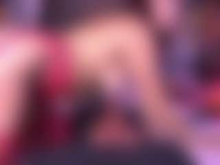 zoe-12's Live Sex Cam Show