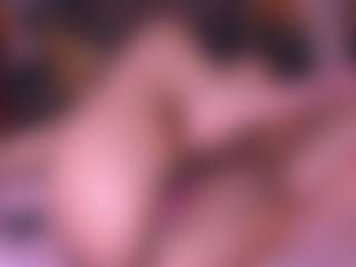 zoe-12's Live Sex Cam Show