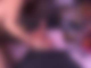 zoe-12's Live Sex Cam Show