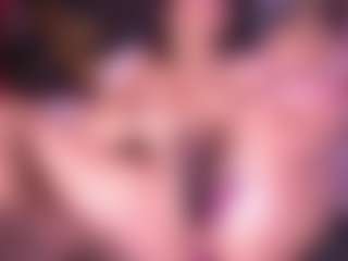 zoe-12's Live Sex Cam Show