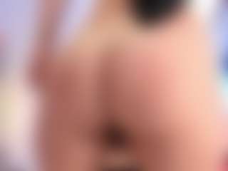 EmmaRousel's Live Sex Cam Show