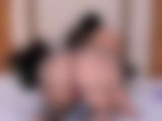EmmaRousel's Live Sex Cam Show