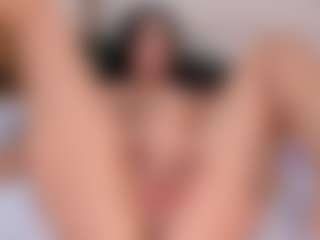 EmmaRousel's Live Sex Cam Show