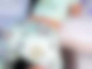 Live cam show with EmmaRousel - BBW on Milfs Live