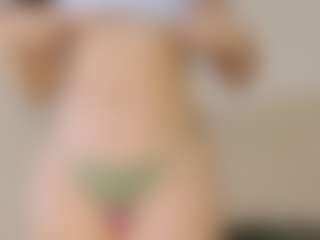 EmmaRousel's Live Sex Cam Show