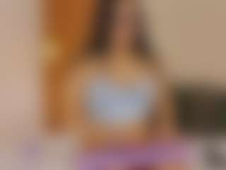 EmmaRousel's Live Sex Cam Show
