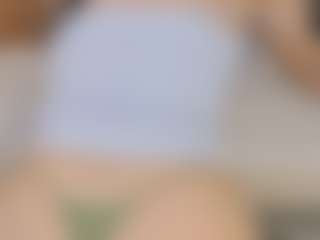 EmmaRousel's Live Sex Cam Show