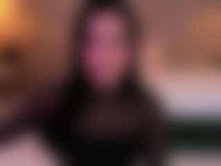 Show en direct avec EmmaRousel - Hairy Pussy sur Camsoda