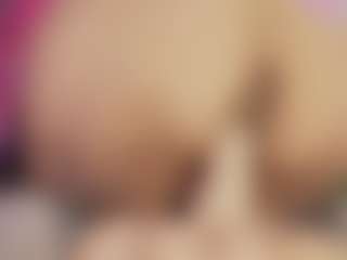 Linoshka's Live Sex Cam Show