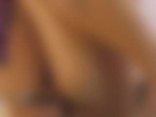 Live cam show with Linoshka - Yoga on CamwithHer